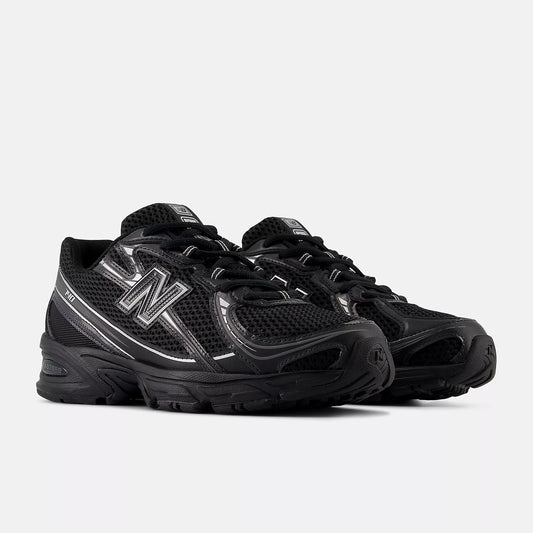 NEW BALANCE 740 BLACK
